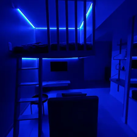 Du Faubourg アパート ヴァランス